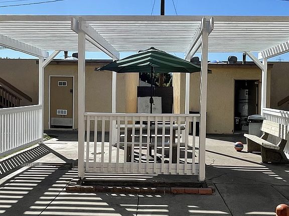 2nd image of 7692 Chapman Ave #2B-1Ba-812Sqft
