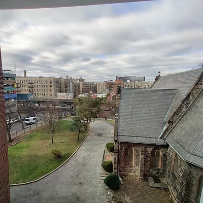 Rented by New York Residence | media 28