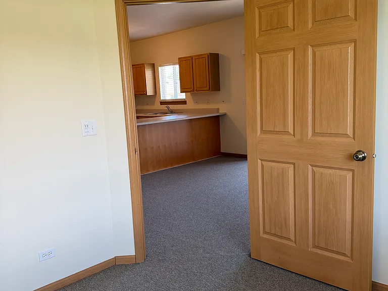 4017 W Lillian St — Photo 37