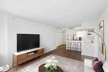 The Victory at 561 Tenth Avenue in Hell&#39;s Kitchen