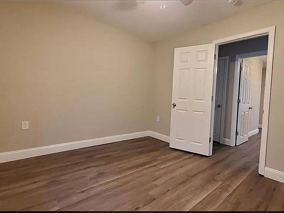 4th image of 13 Lyman Ave