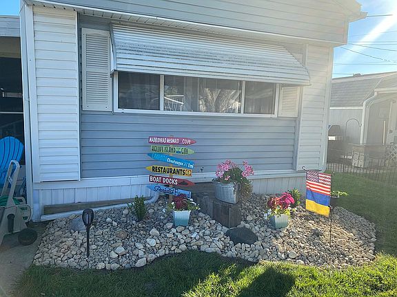 3rd image of 8175 E Shore Blvd #80