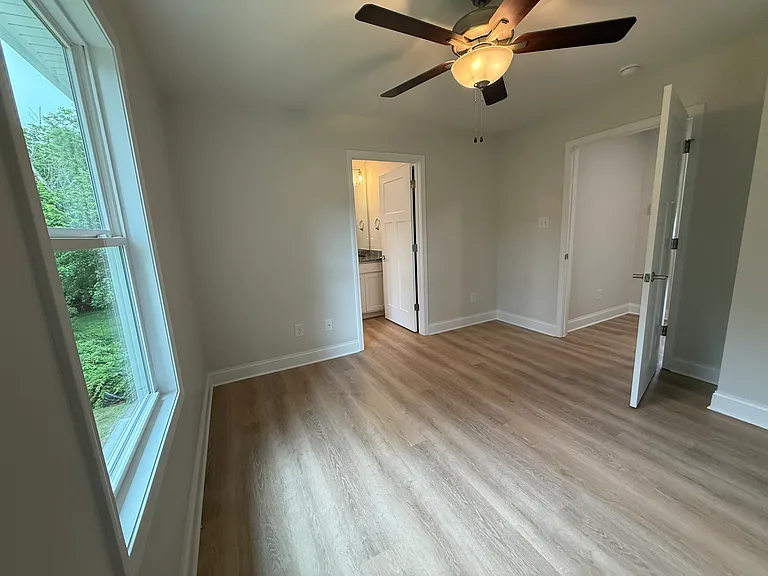109 S Hickory Ln — Photo 13