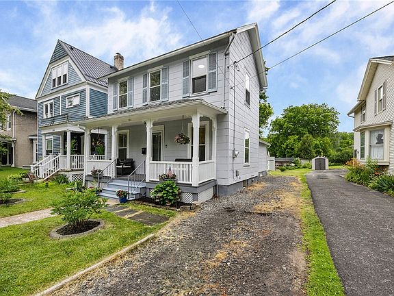 3rd image of 186 Park St