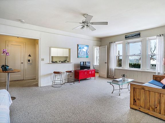 490 Bleeker Ave #3D Mamaroneck, NY (07 of 24).jpg