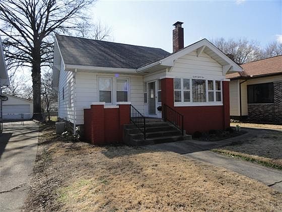 1st image of 2031 Crawford St