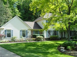 35027 Quartermane Cir, Solon, OH 44139