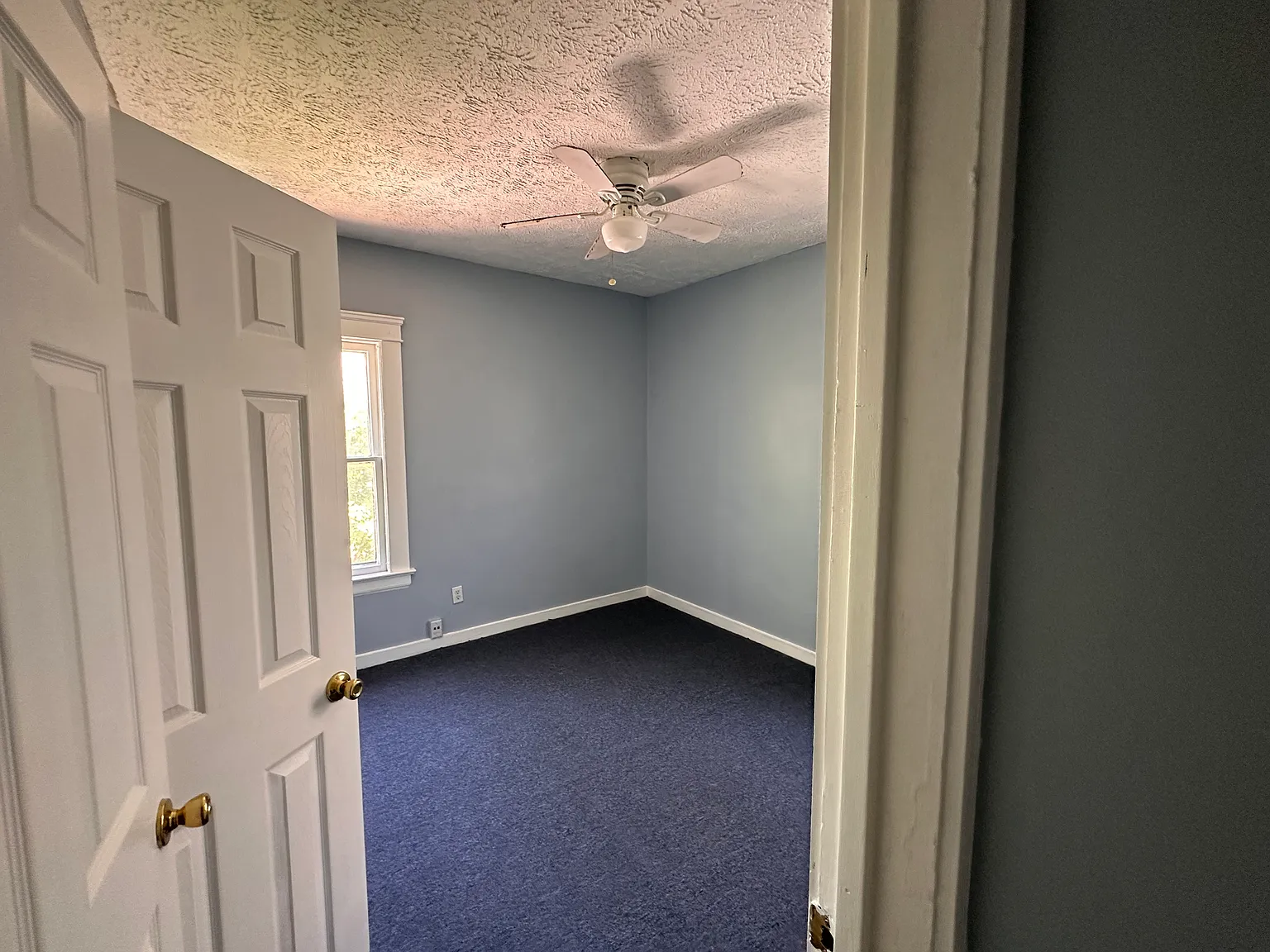 873 Rudyard Rd — Photo 4