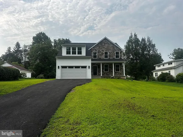 111 N Shady Retreat Rd, Doylestown, PA 18901