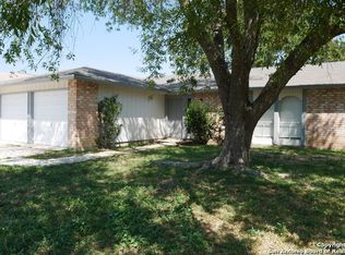 109 Friendswood Path, Universal City, TX 78148