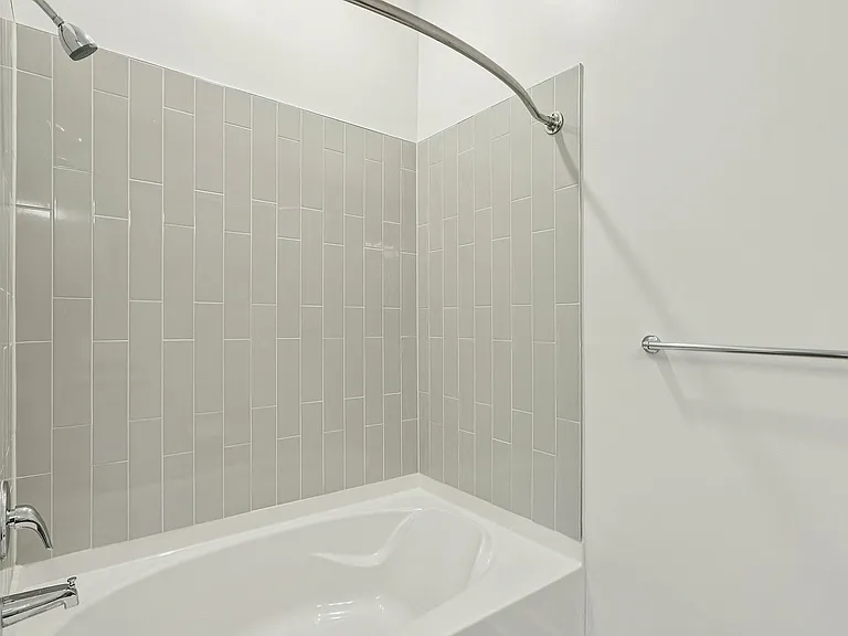 39-web-or-mls-3730 Dupont Ave Unit 5202-S1508-017