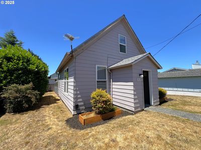 1678 Meade St, North Bend, OR, 97459