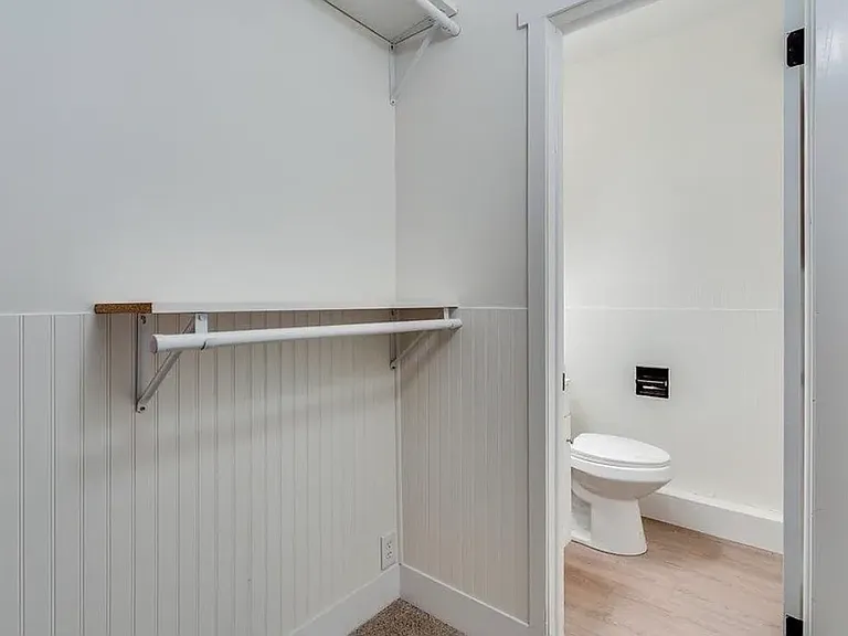 565 S Circle Dr — Photo 22