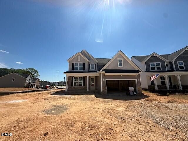 1st image of 516 Crescent Wood Trl