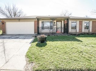 316 Pearhill Dr, West Carrollton City, OH 45449