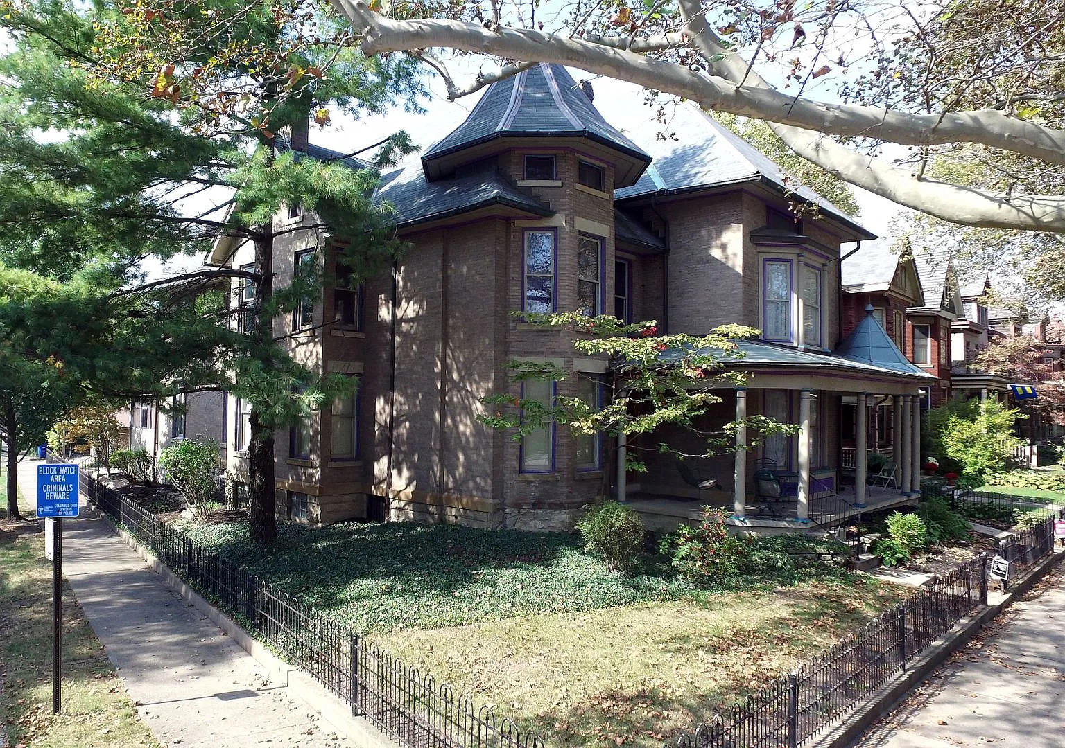 Neil Ave 839-843 CR — Photo 1