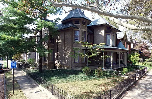 Neil Ave 839-843 CR Photo 1