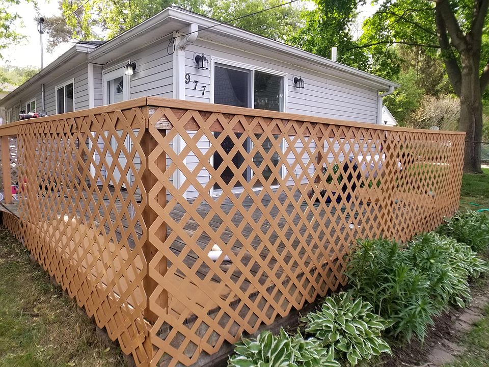 1st image of 977 Frederick Ave NW