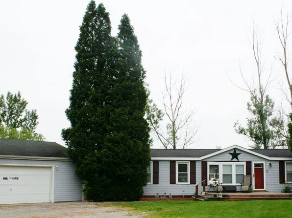 307 Hillcrest Ave, Camden, MI 49232