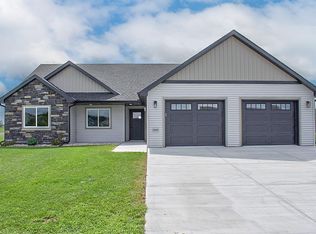 2000 Sandstone Loop N, Sartell, MN 56377