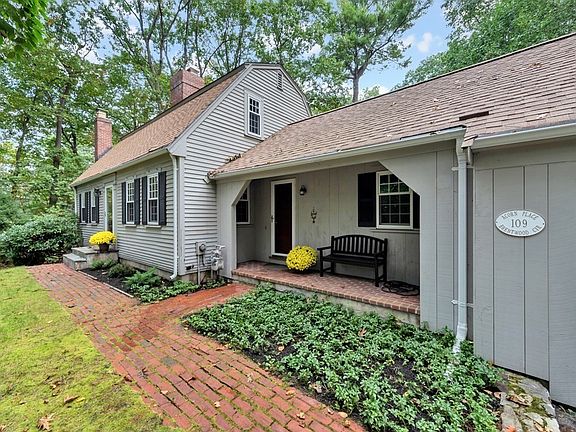 2nd image of 109 Brentwood Cir
