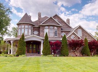 22 NW 210th Rd, Warrensburg, MO 64093