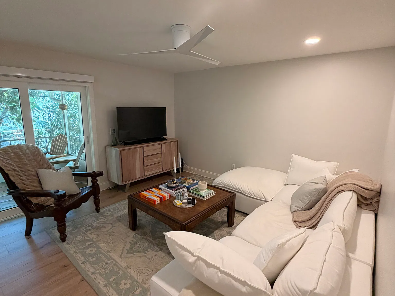 1011 S Moody Ave — Photo 3