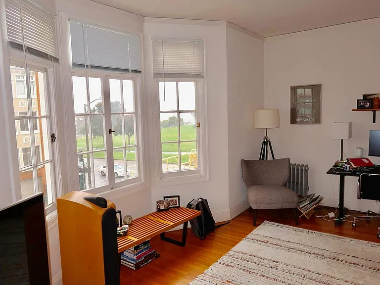 3360 Octavia St #6 — Photo 7