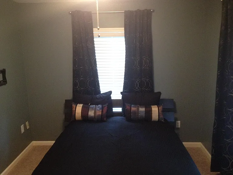 716 N Taylor St — Photo 8
