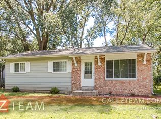 209 Meadowbrook Dr, Bolingbrook, IL 60440