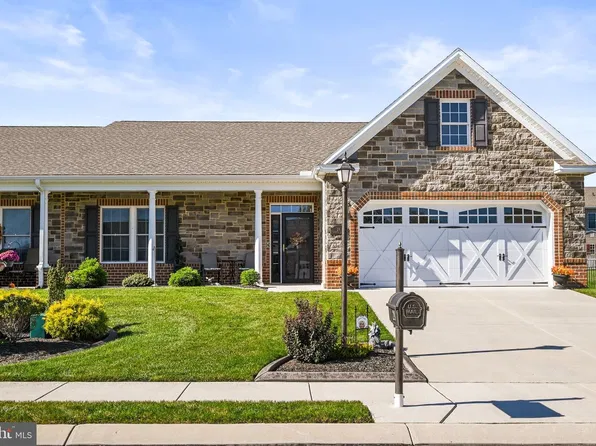 28 Stoners Cir, Littlestown, PA 17340