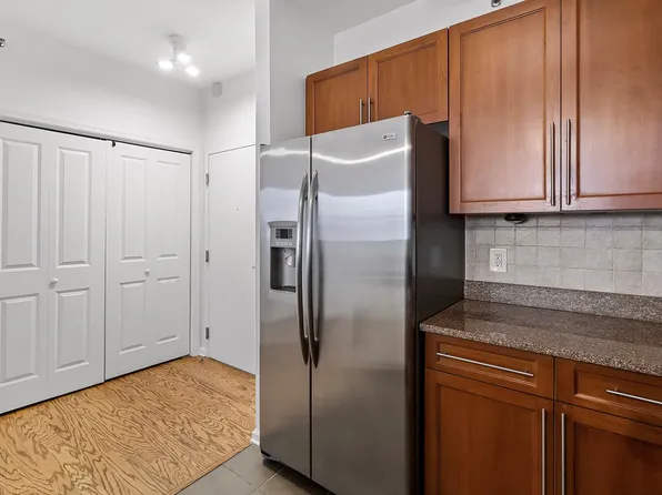 30 Freedom Way image 13 of 38