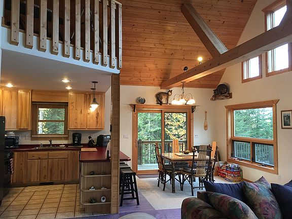 1st floor open living area