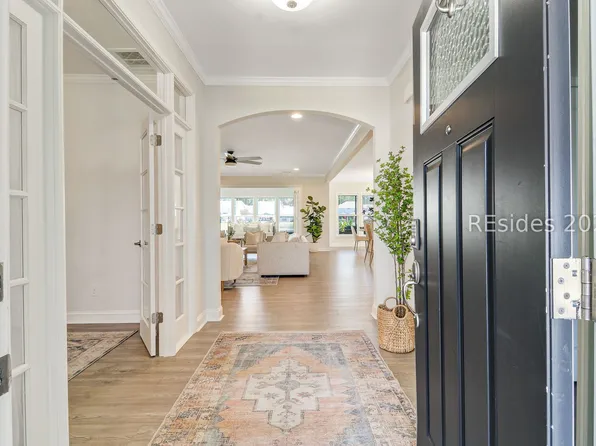 31 Ahoy Dr, Bluffton, SC 29910