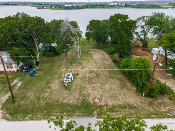4567 N Shore Dr, The Colony, TX 75056