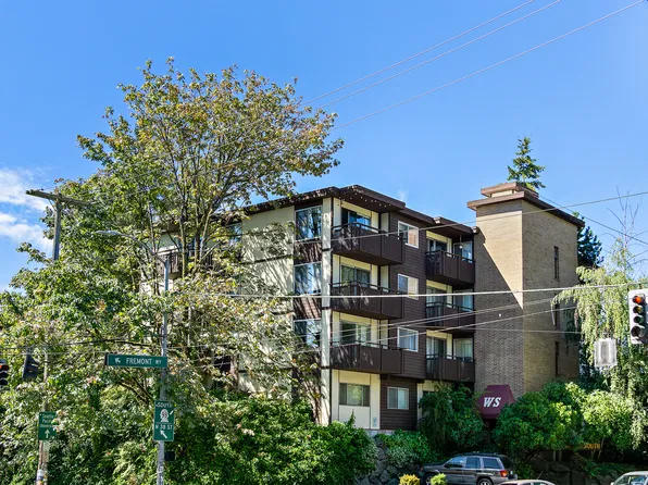 3843 Fremont Ave N, Seattle, WA