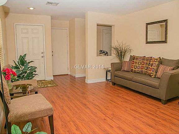 4th image of 624 Belsay Castle Ct