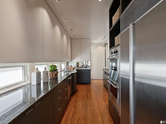 5th image of 2850 Jackson St #3