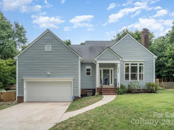 2806 Winghaven Ln, Charlotte, NC 28210
