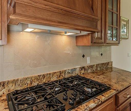 4th image of 7984 Augusta Ln