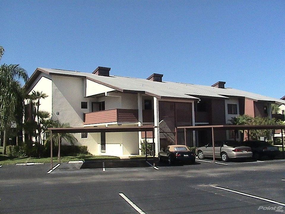 01-Front from SW Corner