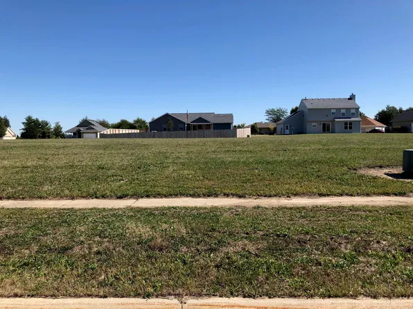 1906 S Lucas St, Urbana, IL 61802