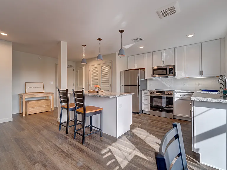 3311 Whitney Ave #201 — Photo 7