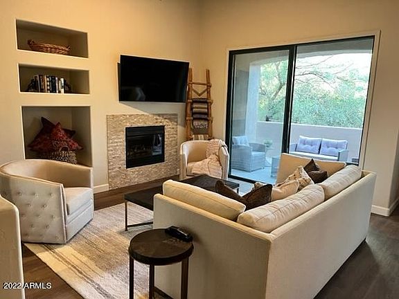 2nd image of 19550 N Grayhawk Dr Unit 1067