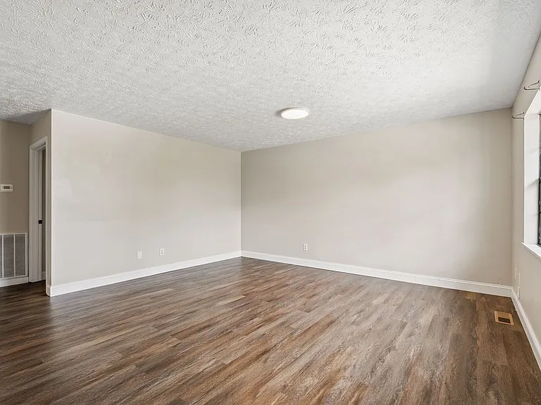 3455 Bent Rd — Photo 9