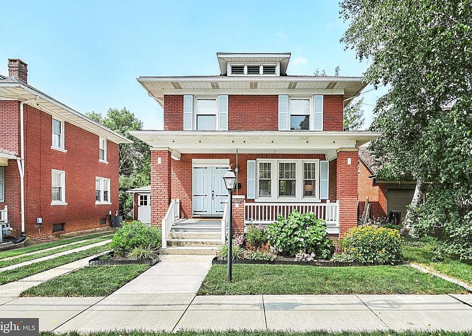 1st image of 3 Meade Ave