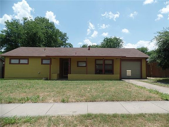 2nd image of 4828 Jerri Ln