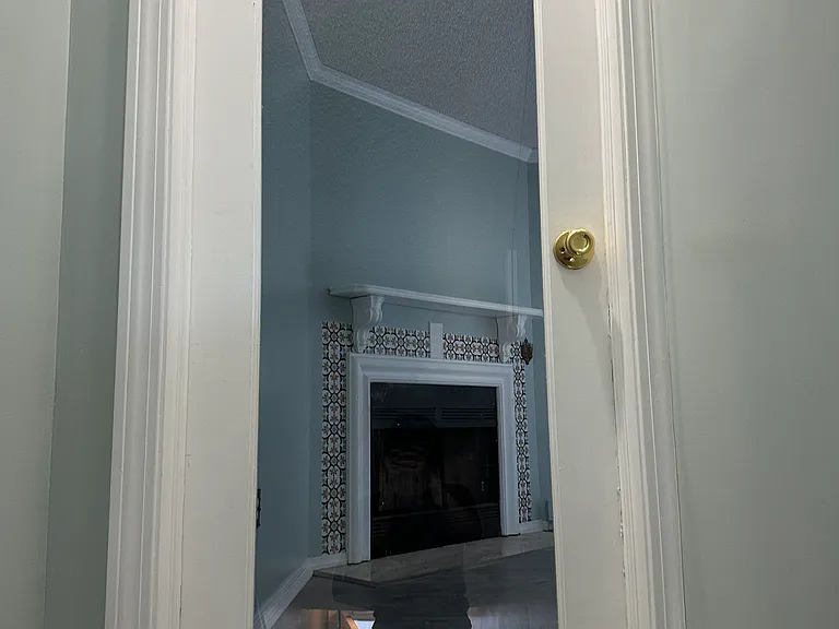 151 Shelter Rock Rd #54 — Photo 9