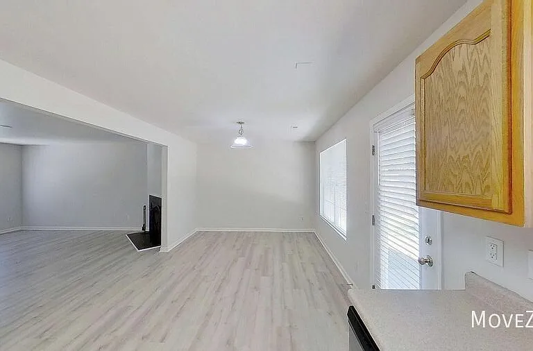 1205 Ricochet Dr — Photo 37