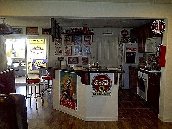 4th image of 1705 Camacho Way